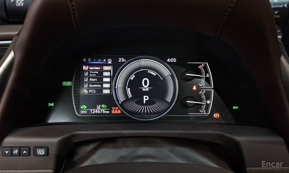 ES300h 7th Generation Luxury Plus 9