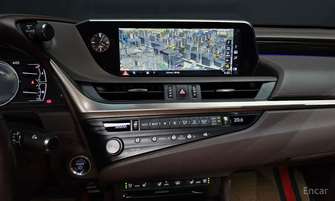 ES300h 7th Generation Luxury Plus 15