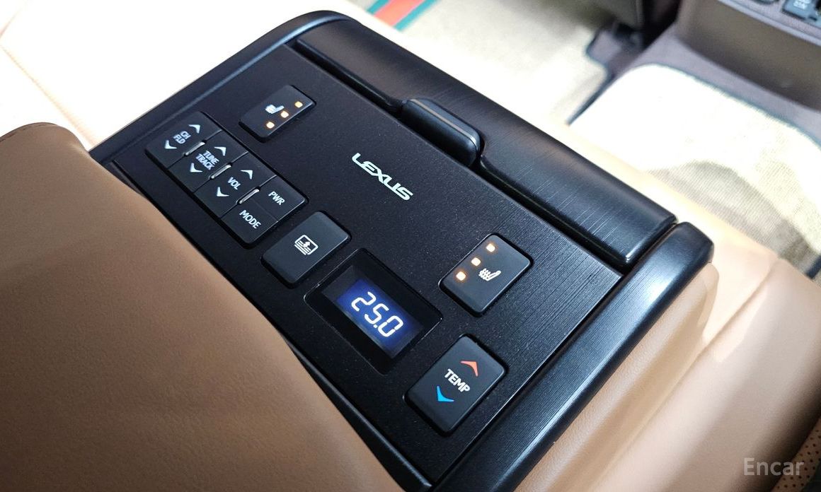 ES300h 7th Generation Luxury Plus 19