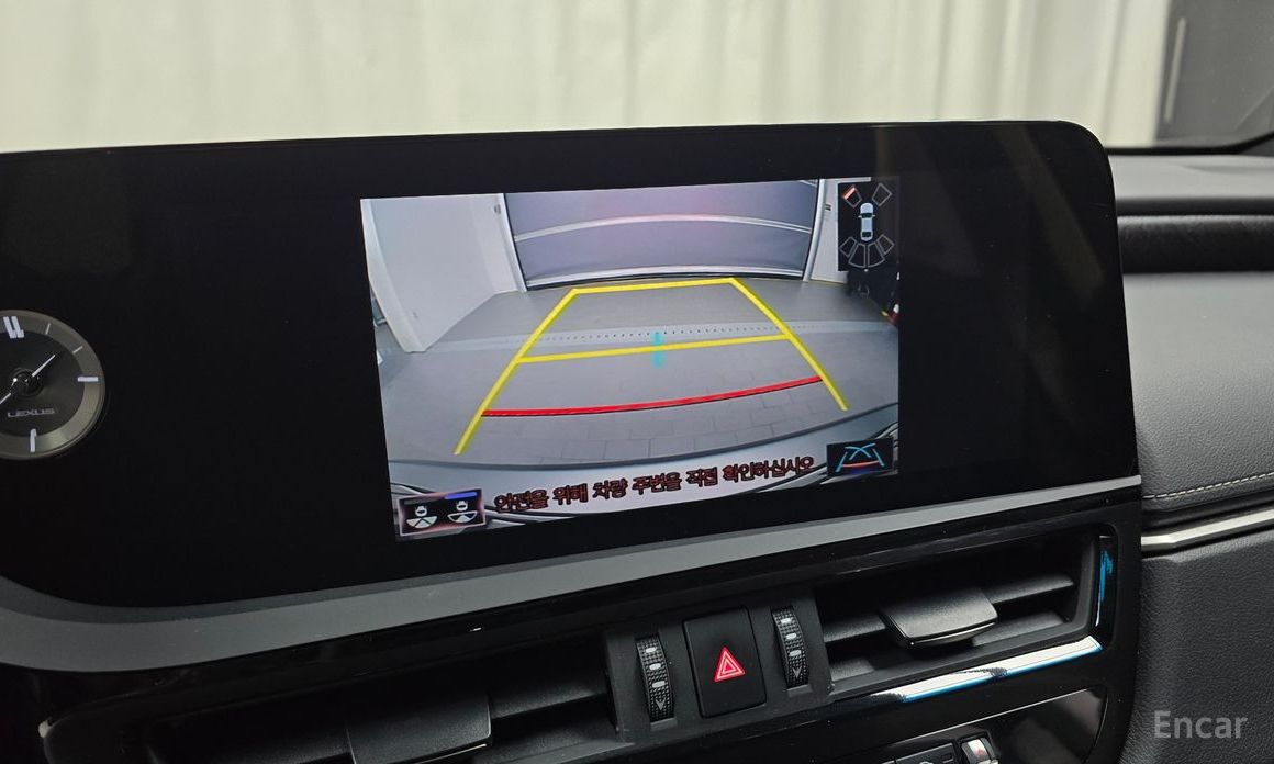 ES300h 7th Generation Luxury Plus 16