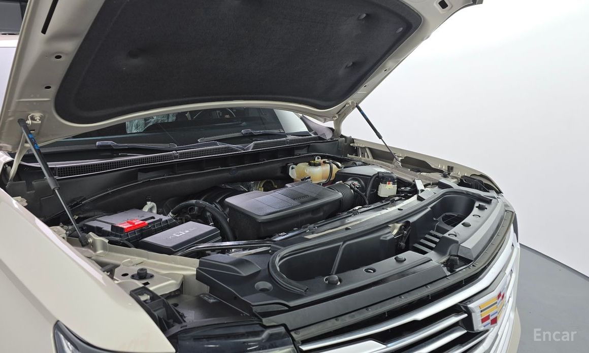 Escalade 5th Generation 6.2 Premium Luxury Platinum 7
