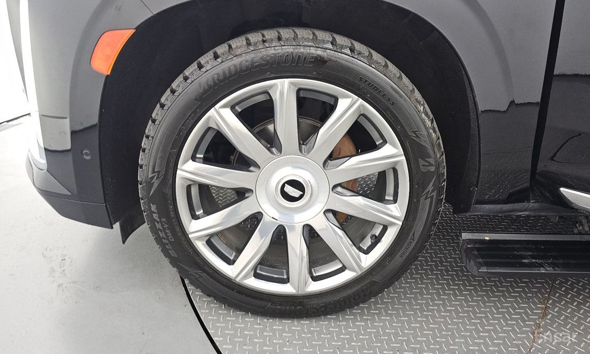 Escalade 5th Generation 6.2 Premium Luxury Platinum 6