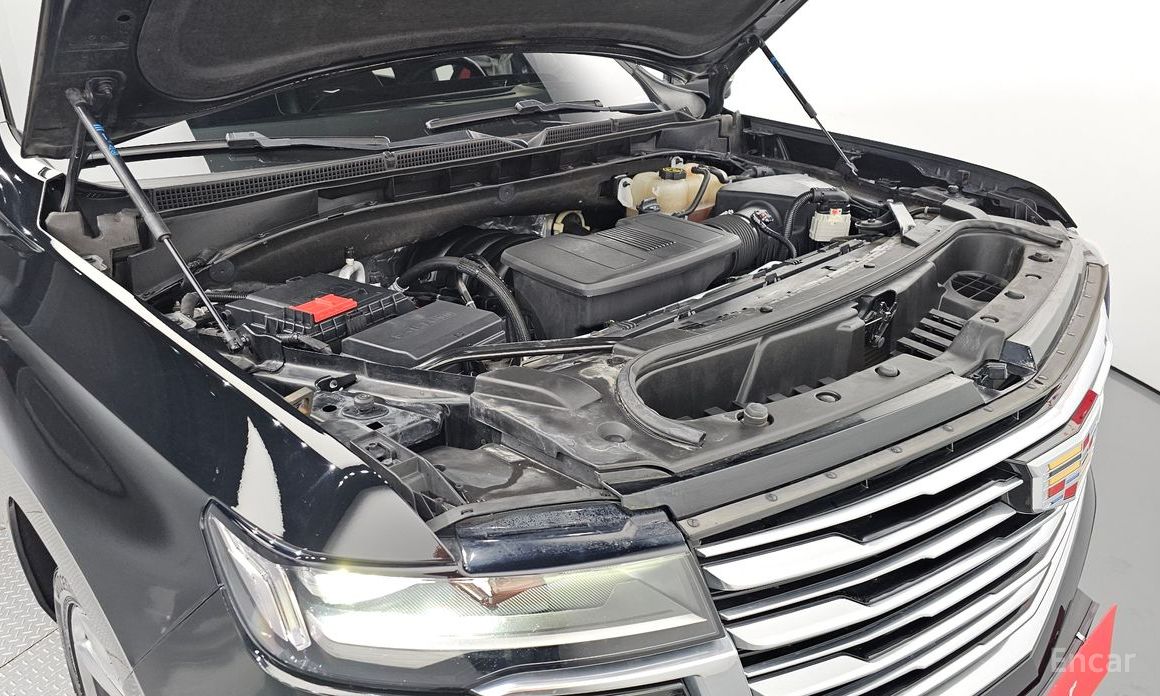 Escalade 5th Generation 6.2 Premium Luxury Platinum 7