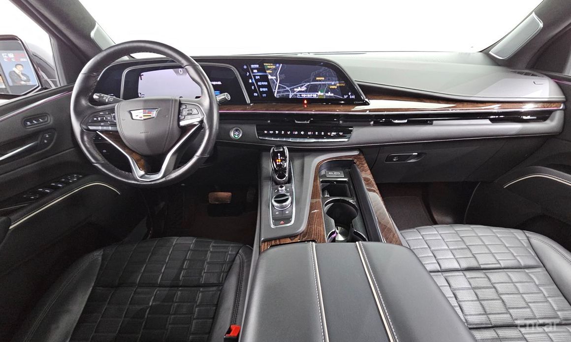 Escalade 5th Generation 6.2 Premium Luxury Platinum 8
