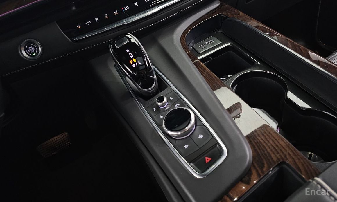 Escalade 5th Generation 6.2 Premium Luxury Platinum 10