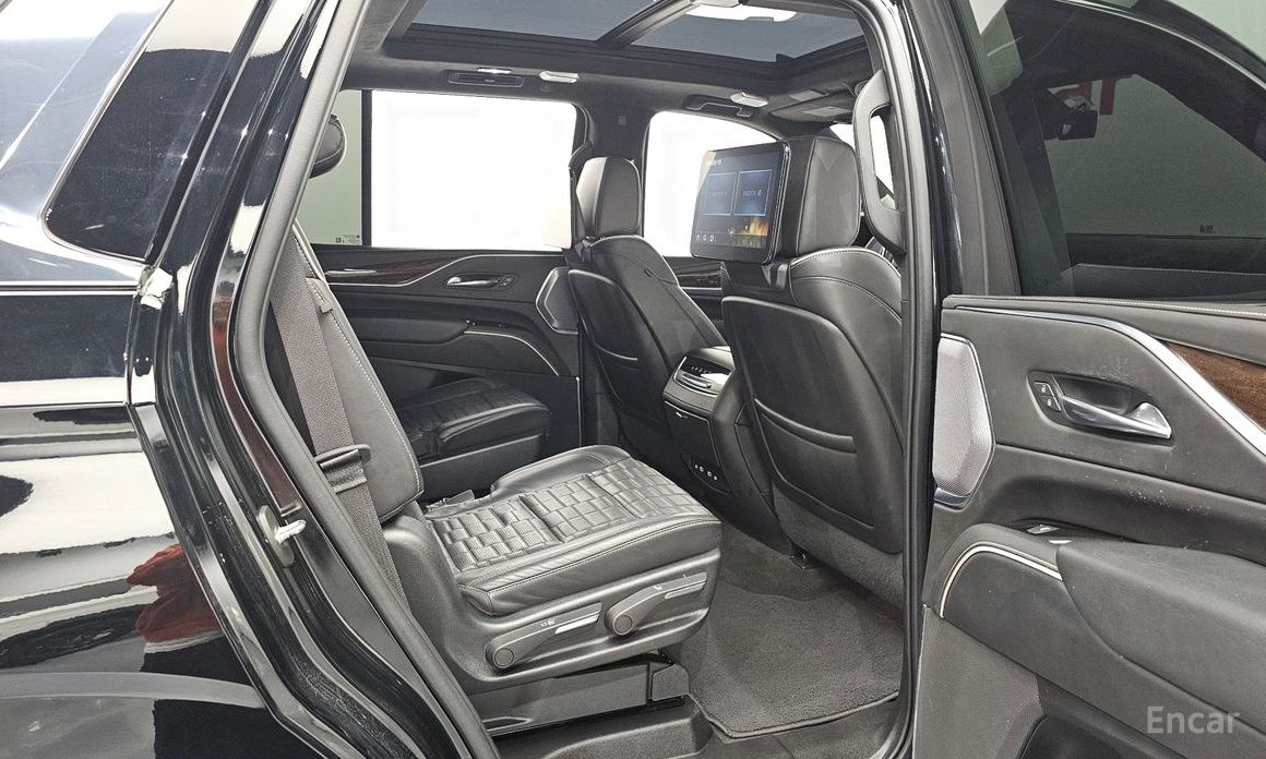 Escalade 5th Generation 6.2 Premium Luxury Platinum 13