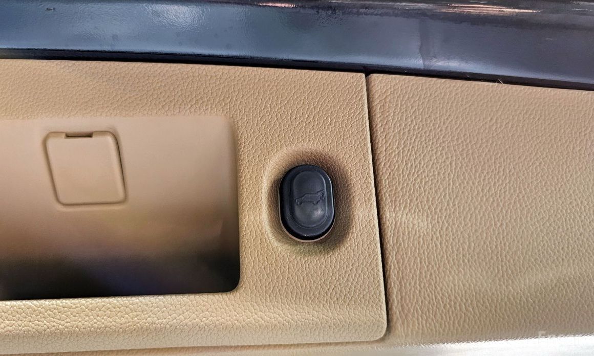Escalade 6. 24th generation 19