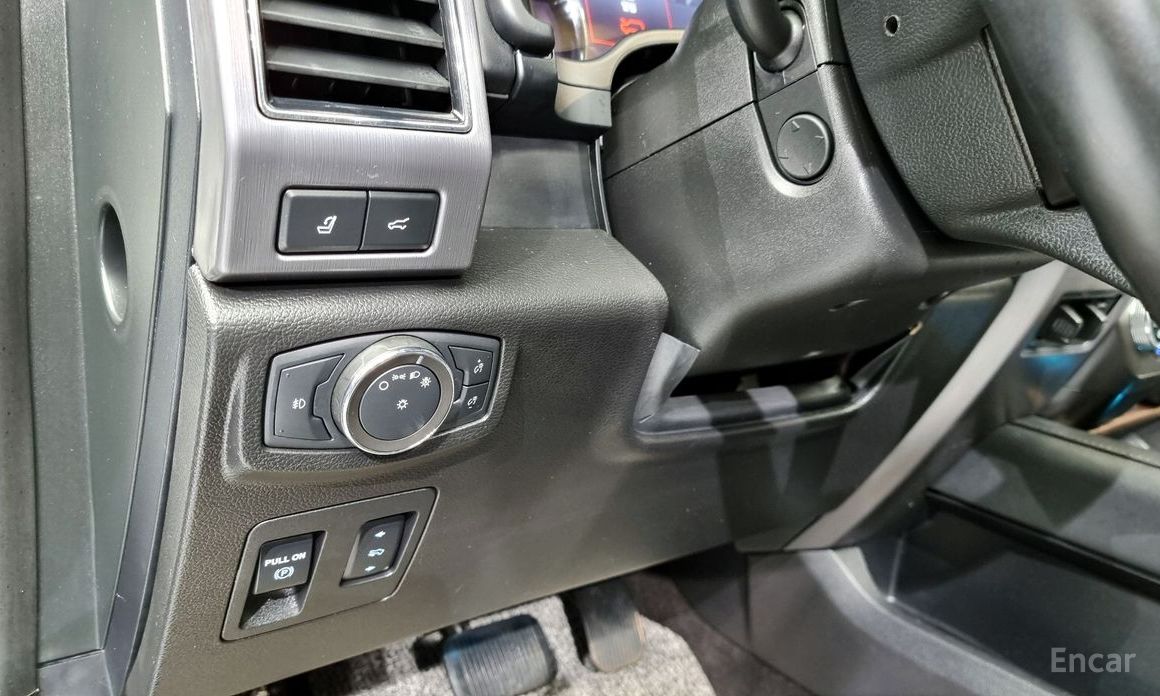 Expansion Platinum 4WD7 Seater 15