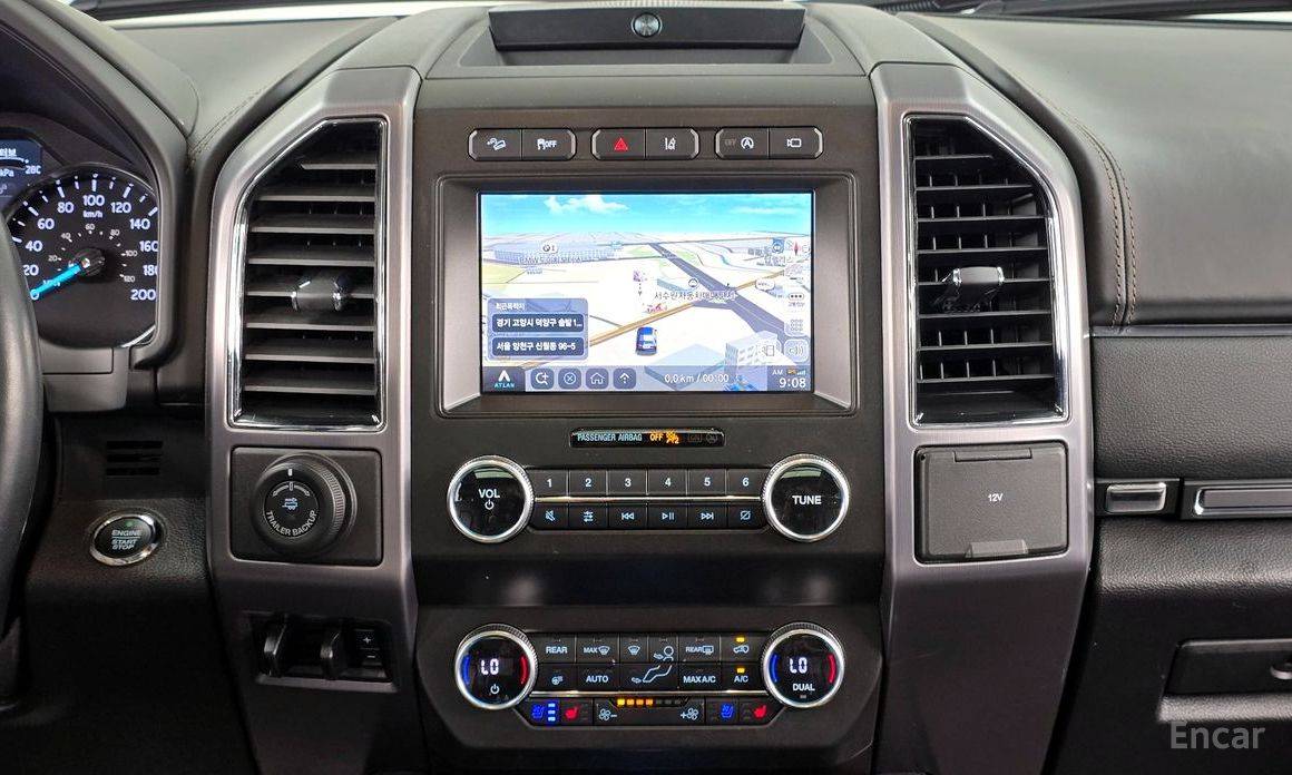 Expansion Platinum 4WD7 Seater 15