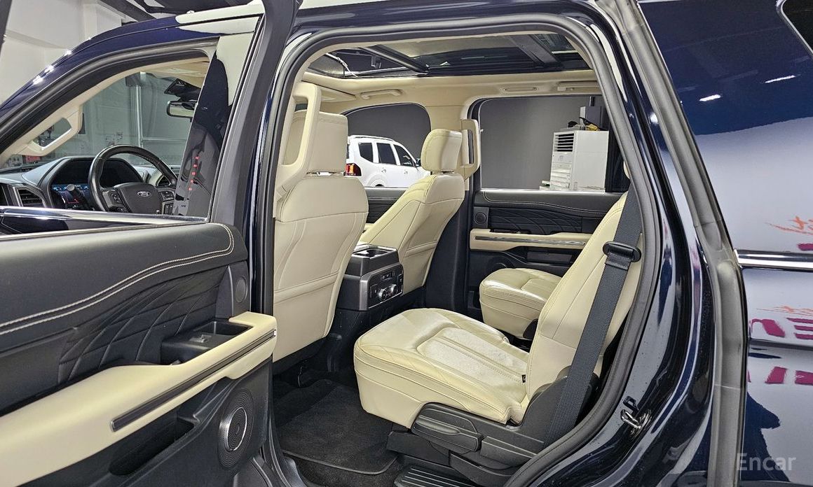 Expansion Platinum 4WD7 Seater 12