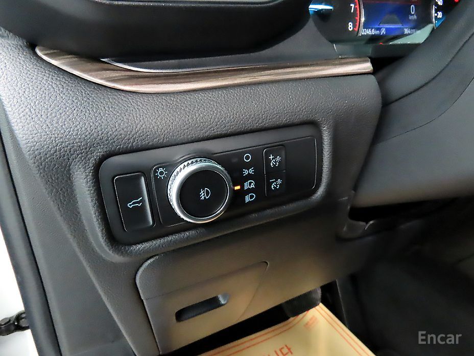 Ford Explorer 6th Generation 2.3 Limited 4WD №15