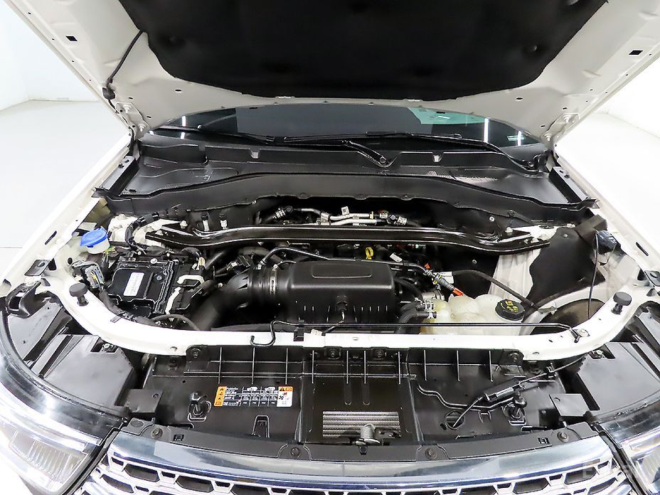 Ford Explorer 6th Generation 2.3 Limited 4WD №20