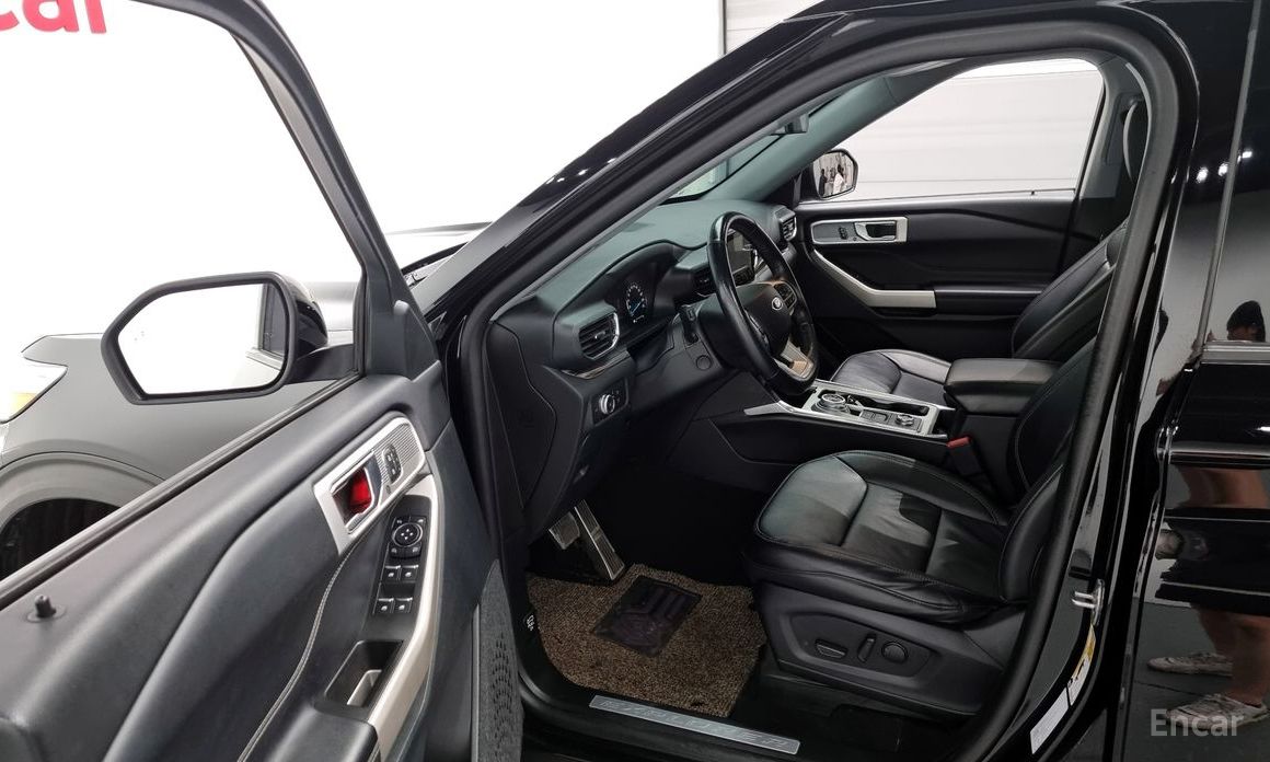 Ford Explorer 6th Generation 2.3 Limited 4WD №12