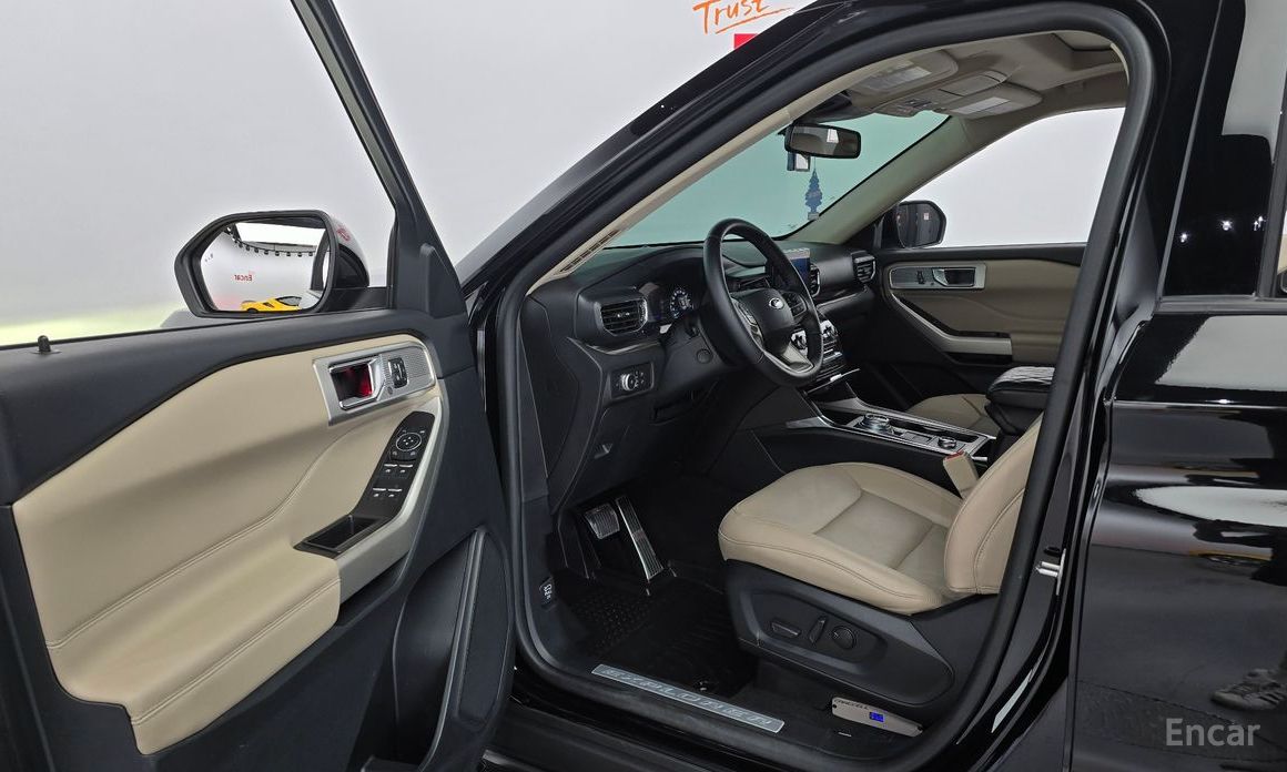 Explorer 6th Generation 2.3 Limited 4WD 11