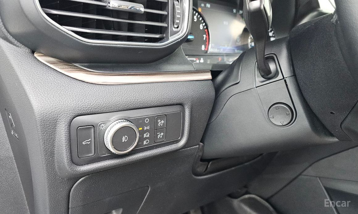 Ford Explorer 6th Generation 2.3 Limited 4WD №14