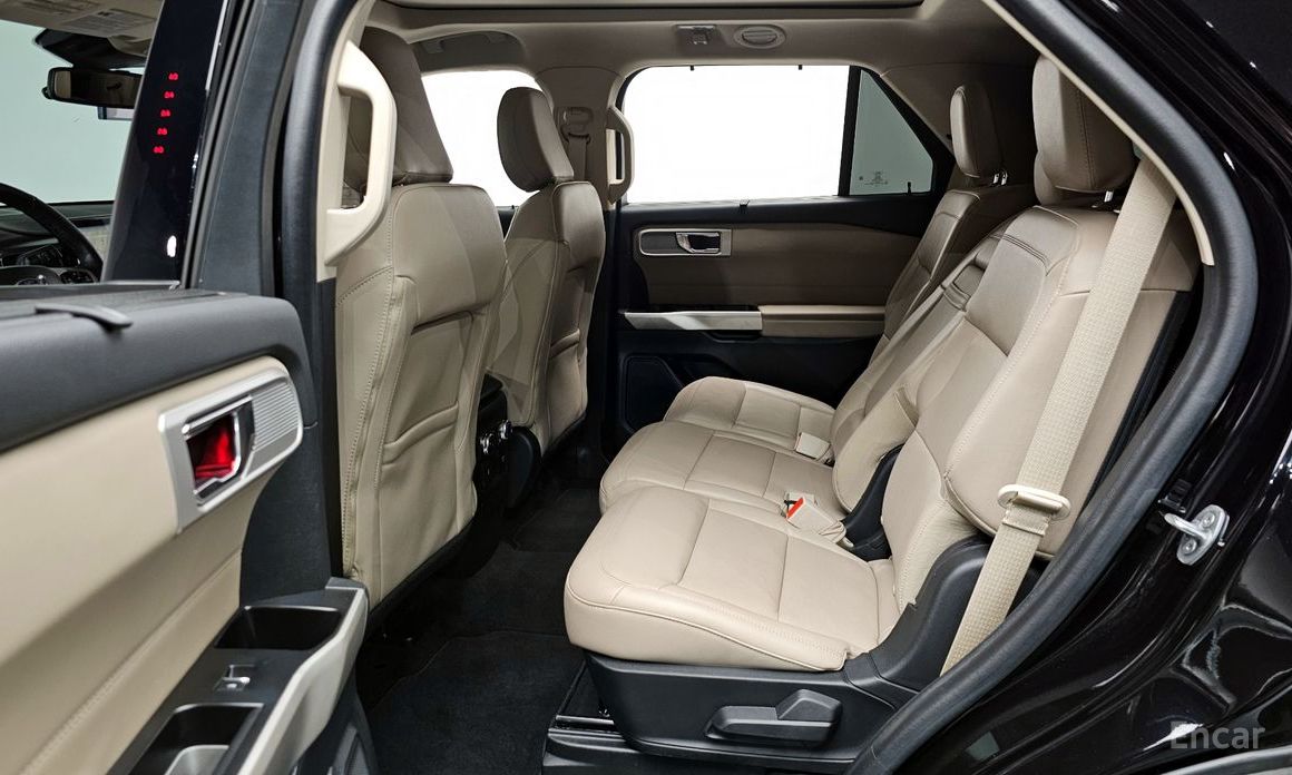 Ford Explorer 6th Generation 2.3 Limited 4WD №12