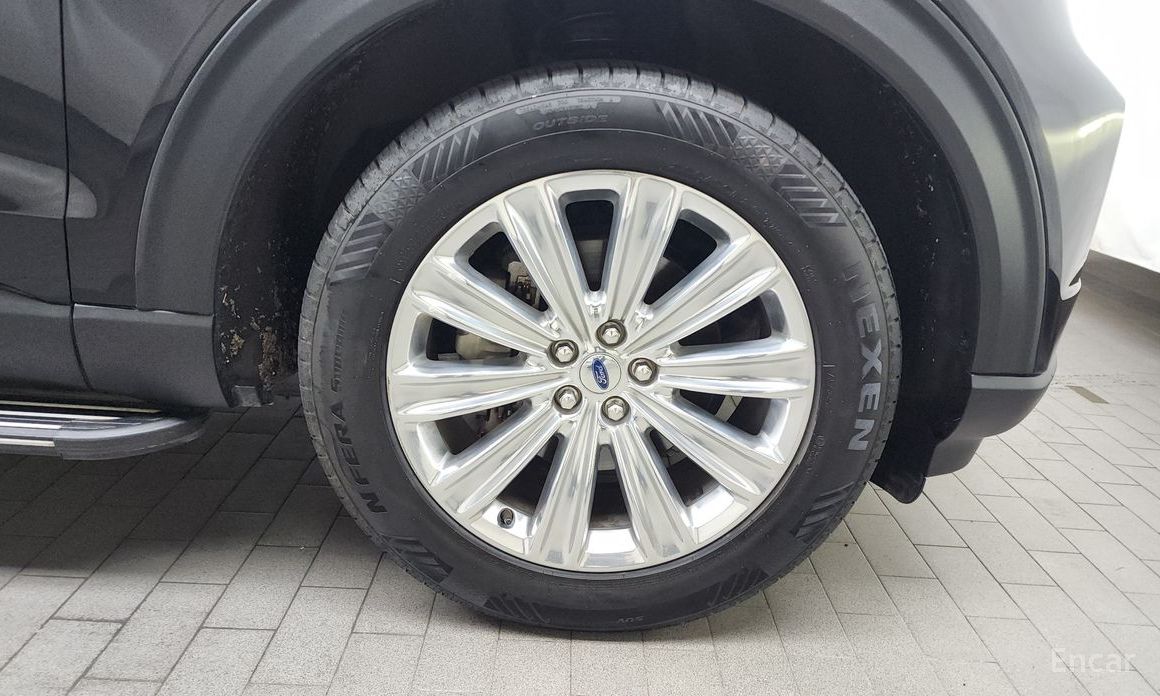 Ford Explorer 6th Generation 2.3 Limited 4WD №6
