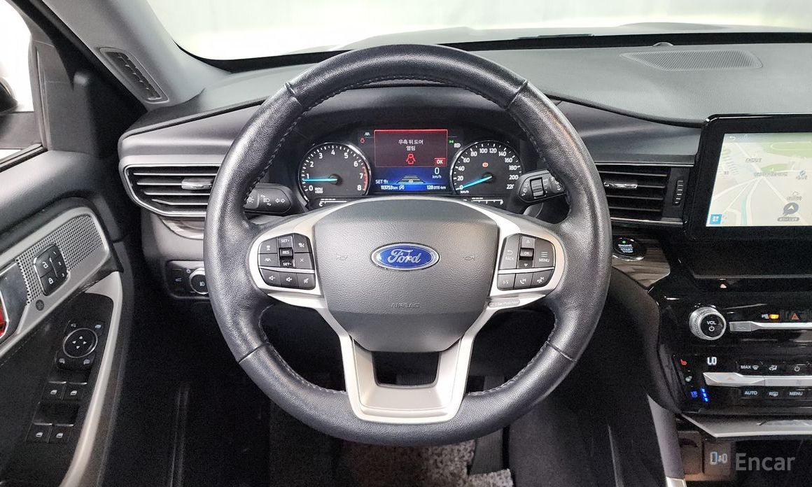 Ford Explorer 6th Generation 2.3 Limited 4WD №14