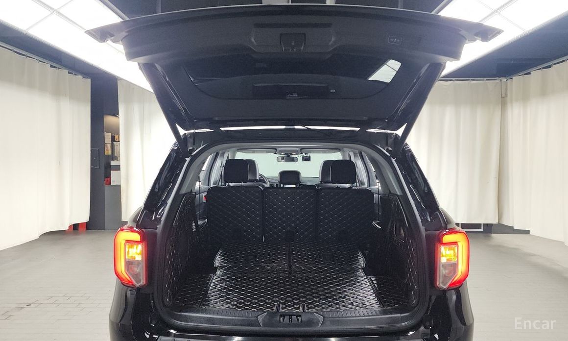 Ford Explorer 6th Generation 2.3 Limited 4WD №21