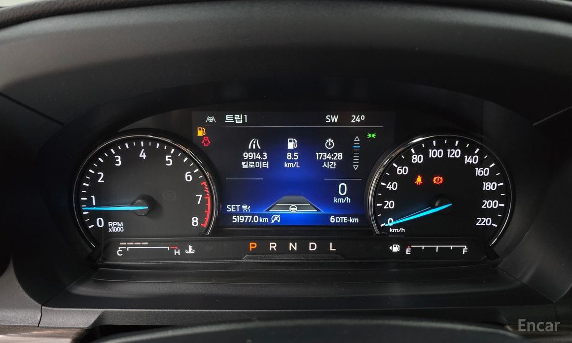 Ford Explorer 6th Generation 2.3 Limited 4WD №9