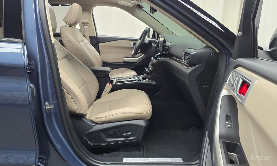 Ford Explorer 6th Generation 2.3 Limited 4WD №11