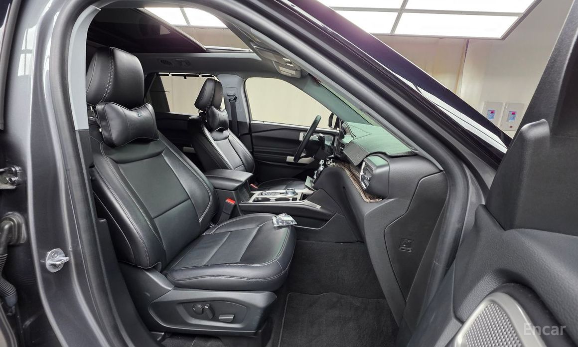 Explorer 6th Generation 2.3 Limited 4WD 11