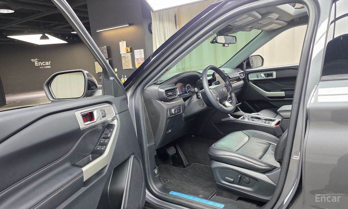 Explorer 6th Generation 2.3 Limited 4WD 13