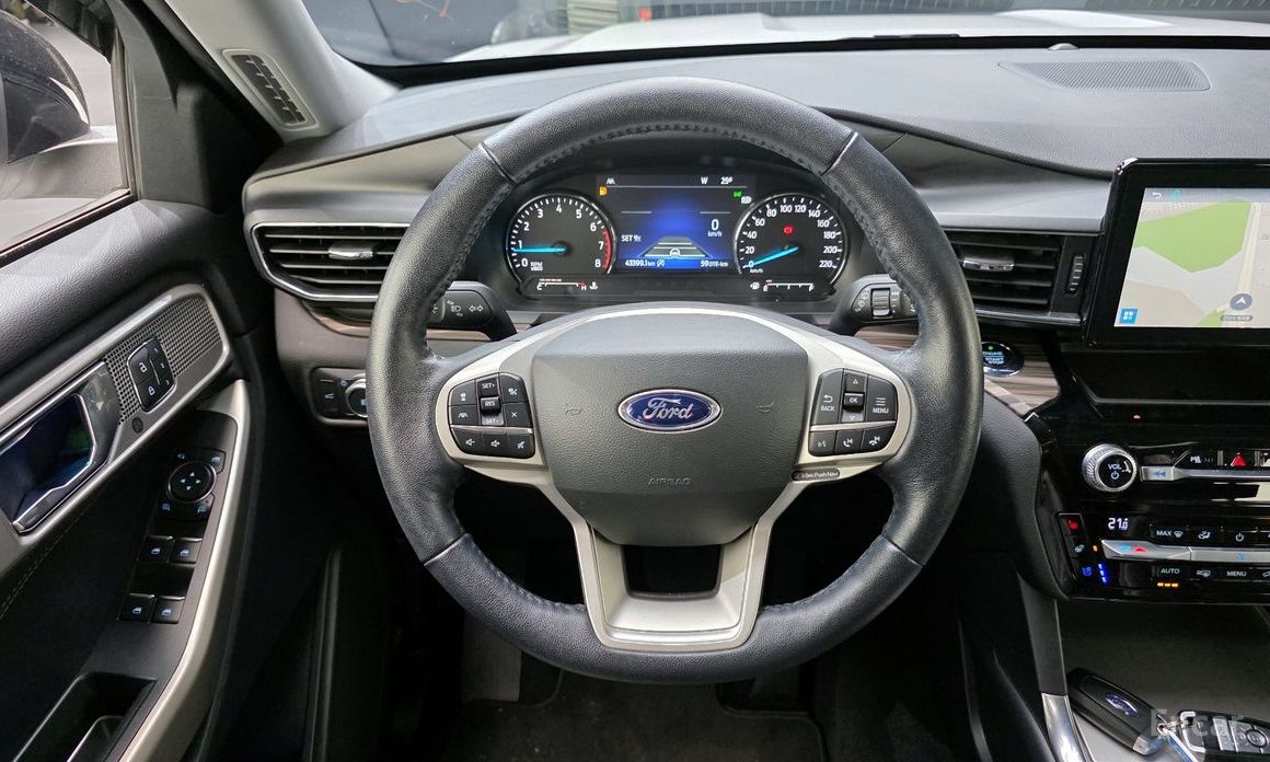 Explorer 6th Generation 2.3 Limited 4WD 14