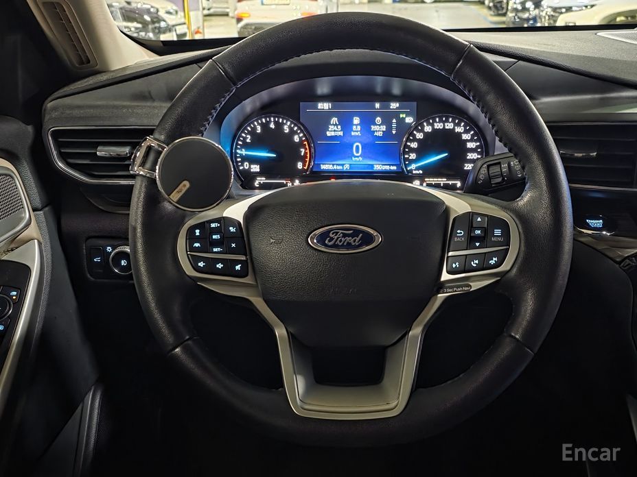 Ford Explorer 6th Generation 2.3 Limited 4WD №11