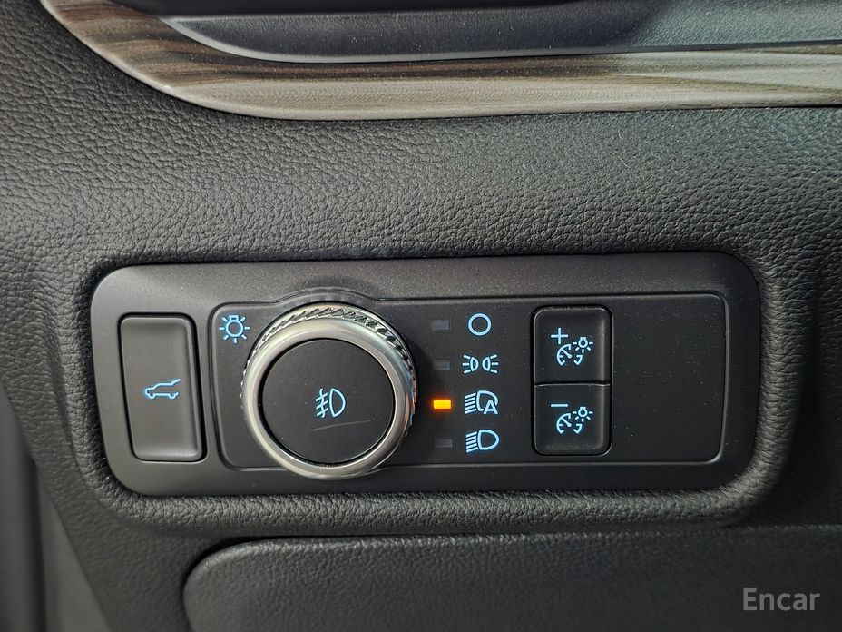 Ford Explorer 6th Generation 2.3 Limited 4WD №17