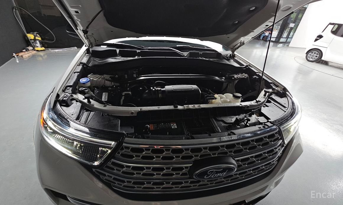Ford Explorer 6th Generation 2.3 Limited 4WD №7