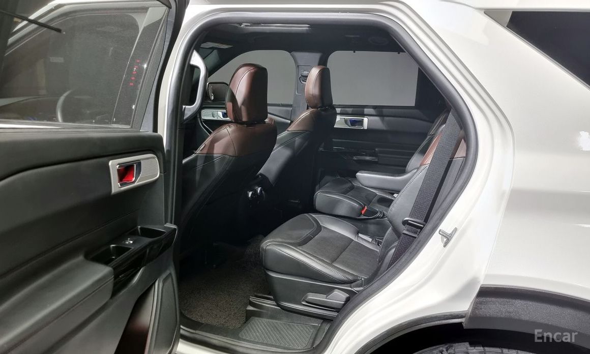 Explorer 6th Generation 3.0 Platinum 4WD 12