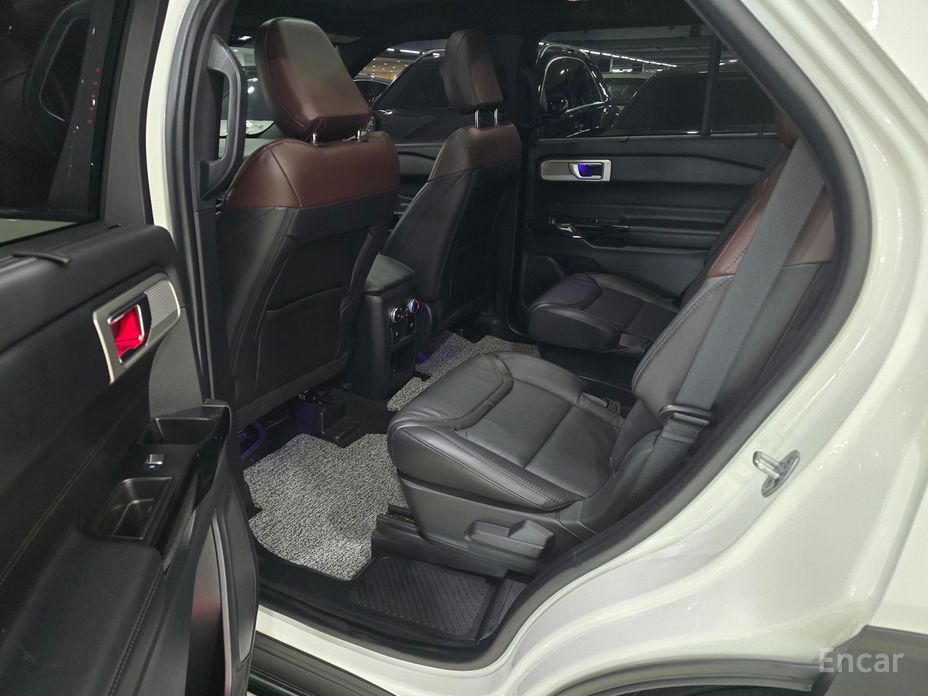 Explorer 6th Generation 3.0 Platinum 4WD 11