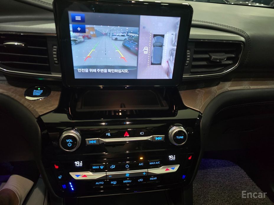 Explorer 6th Generation 3.0 Platinum 4WD 13