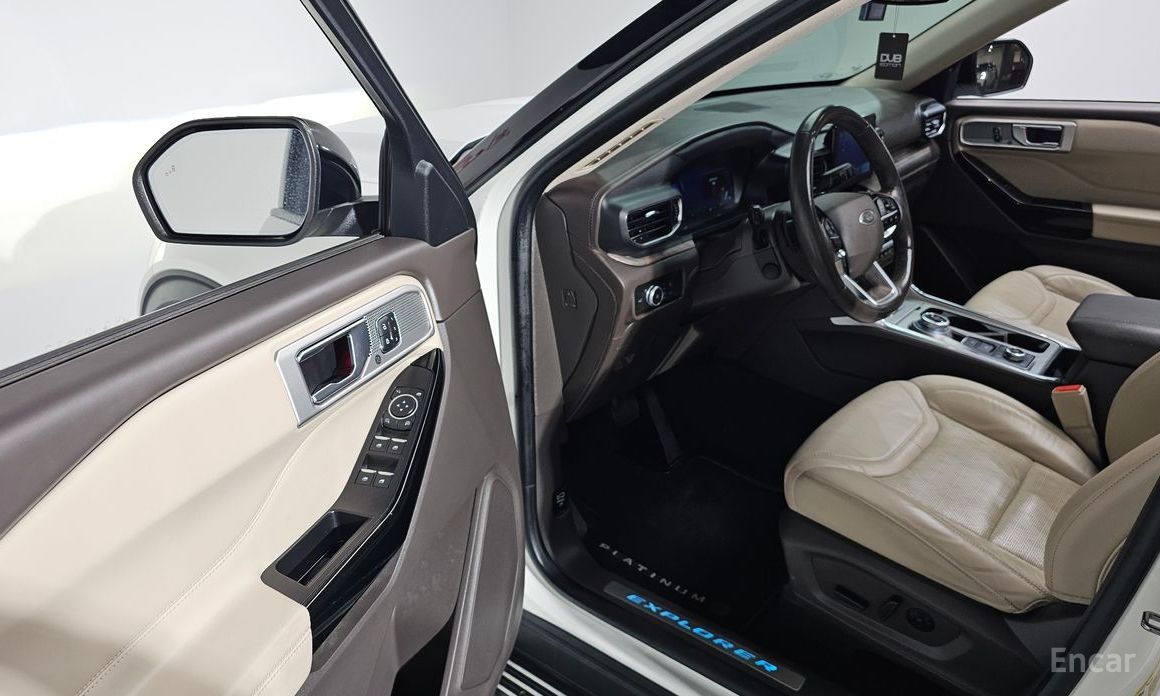 Explorer 6th Generation 3.0 Platinum 4WD 11