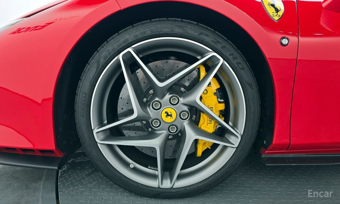 F8 Spider 3. 9 V8 6