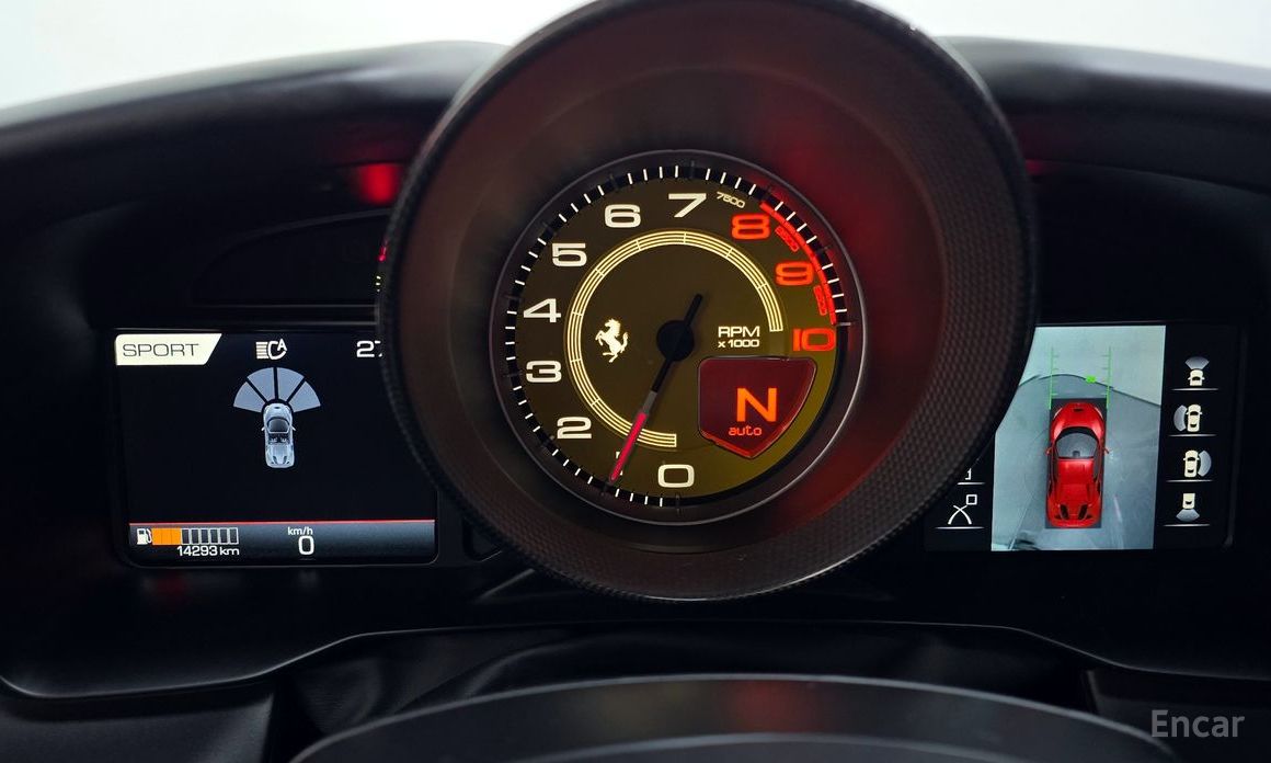 F8 Spider 3. 9 V8 9