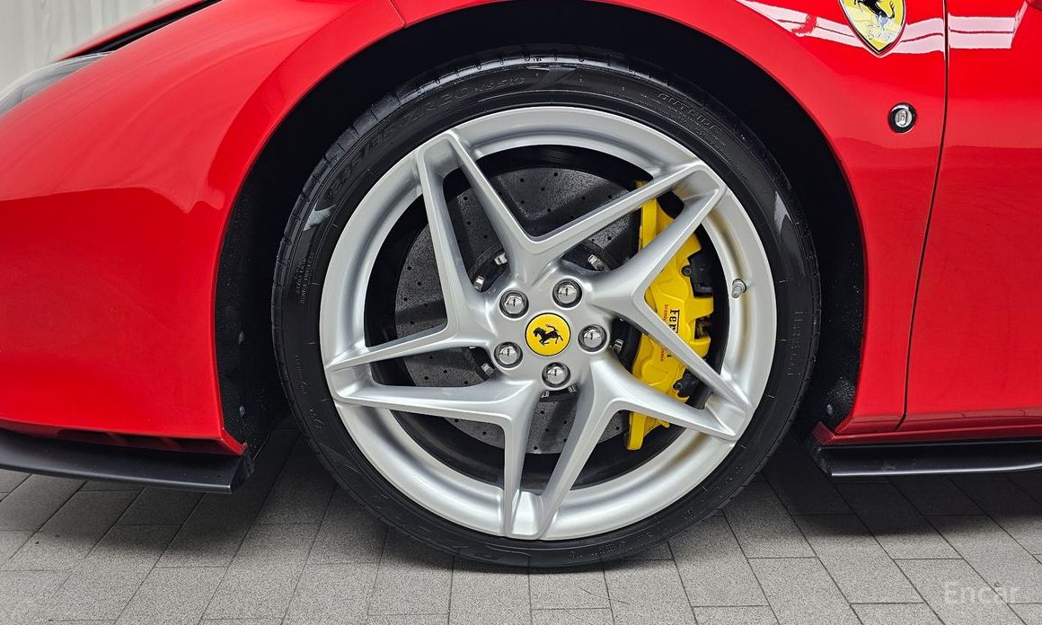 Ferrari F8 Tributo 3. 9 V8 №6