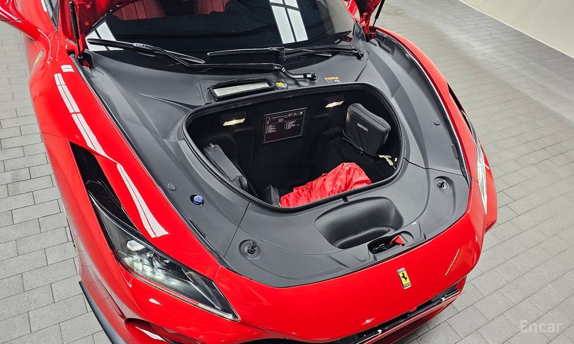 Ferrari F8 Tributo 3. 9 V8 №21