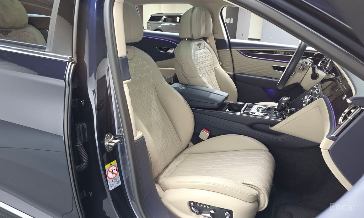 Flying Spur 3rd Generation 4.0 10