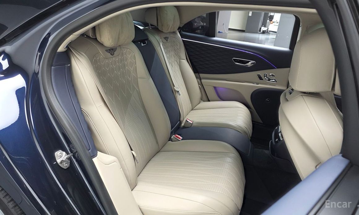 Flying Spur 3rd Generation 4.0 12