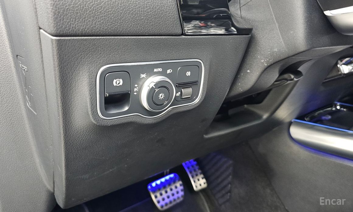 Mercedes-Benz GLA-Class H247GLA250 4MATIC №15