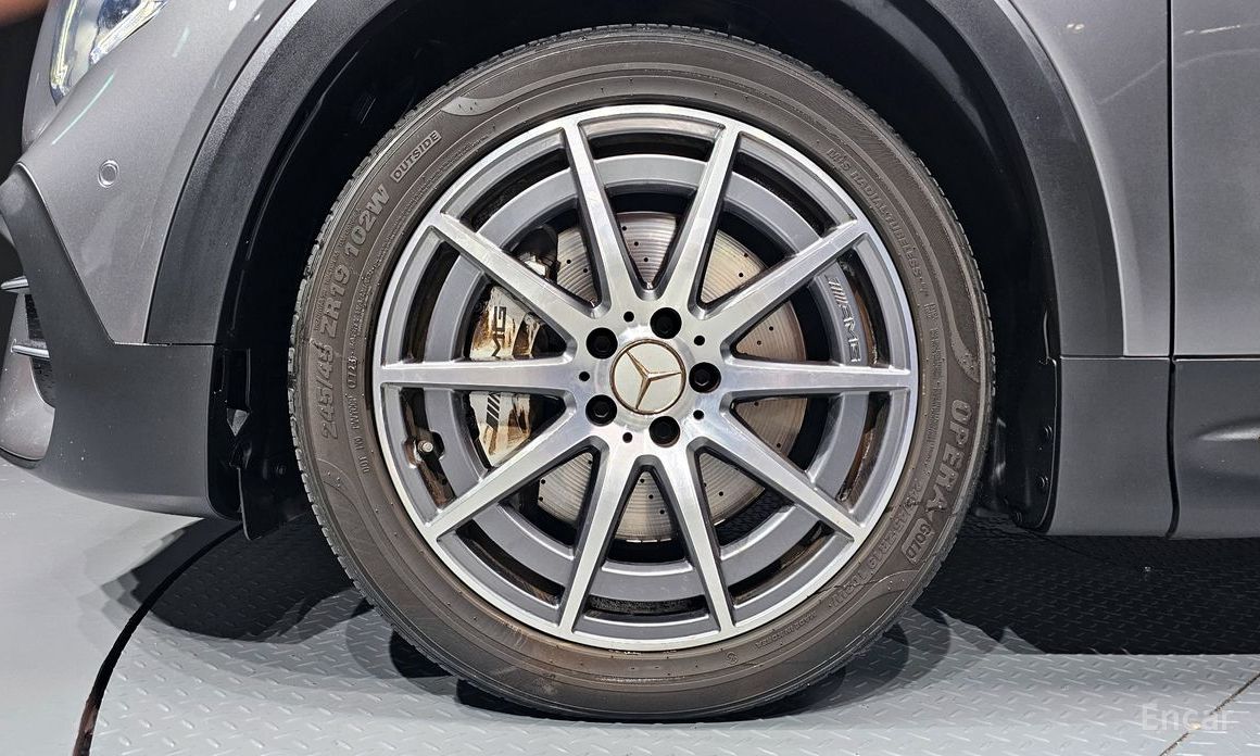 GLB-Class X247AMG GLB35 4MATIC 6