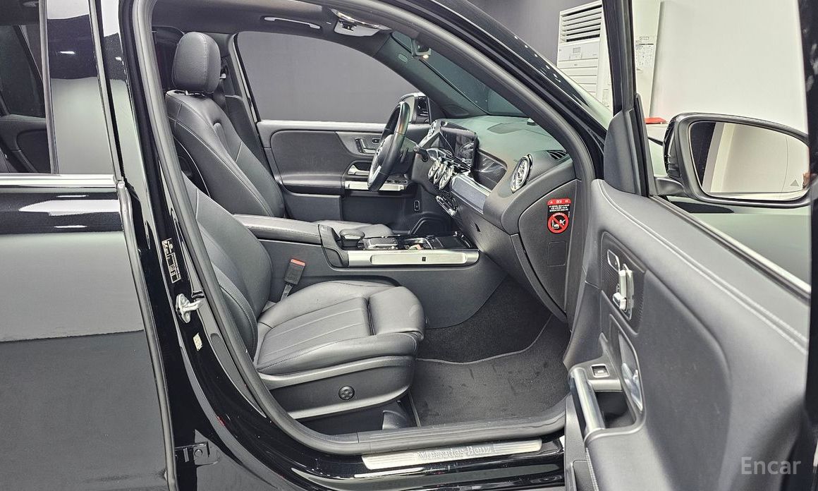Mercedes-Benz GLB-Class X247GLB220 №12
