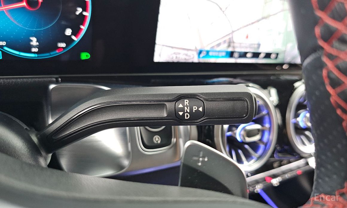 GLB-Class X247GLB250 4MATIC 10