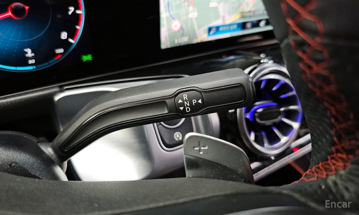 GLB-Class X247GLB250 4MATIC 10