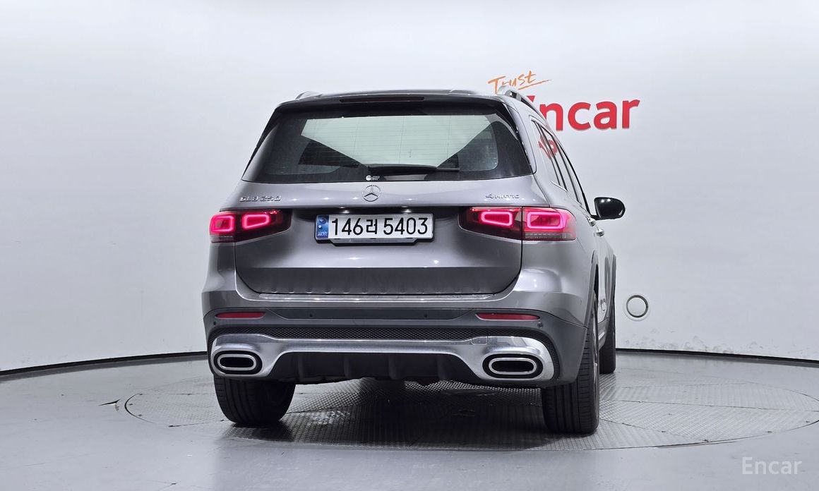 GLB-Class X247GLB250 4MATIC 5