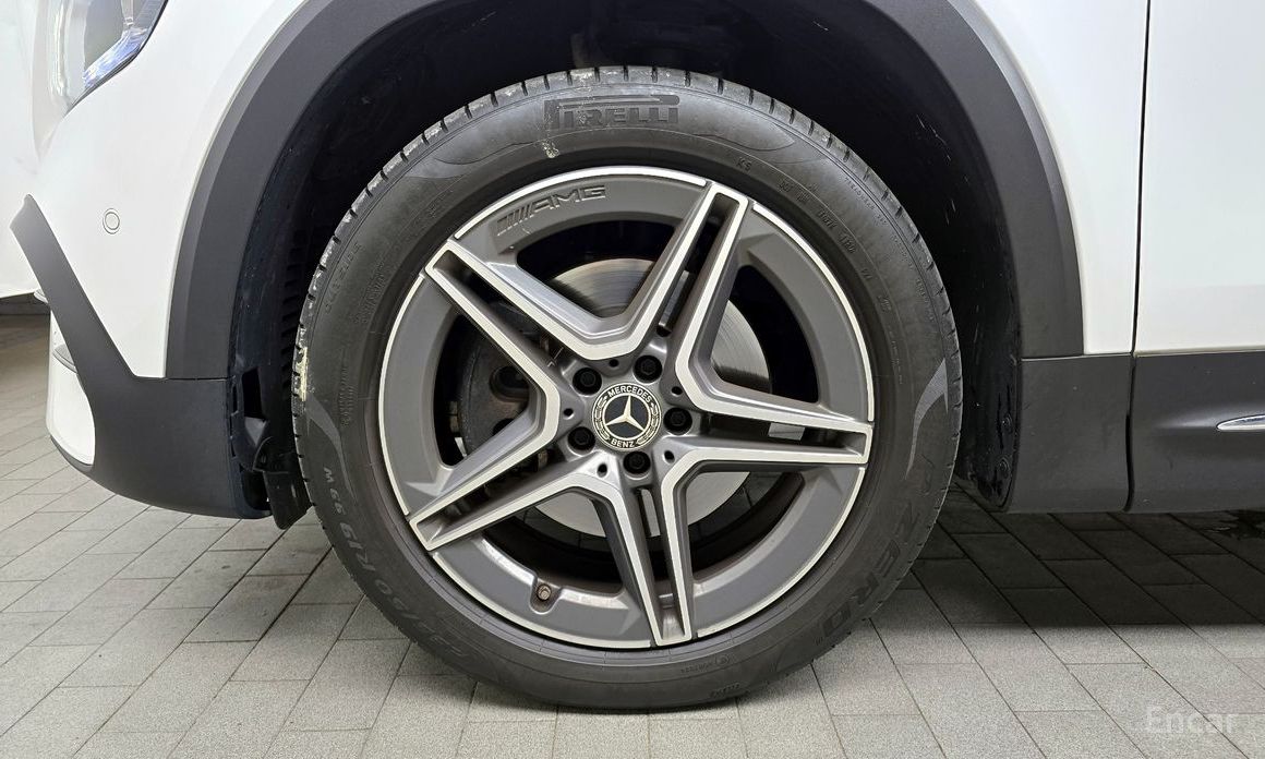 GLB-Class X247GLB250 4MATIC 6