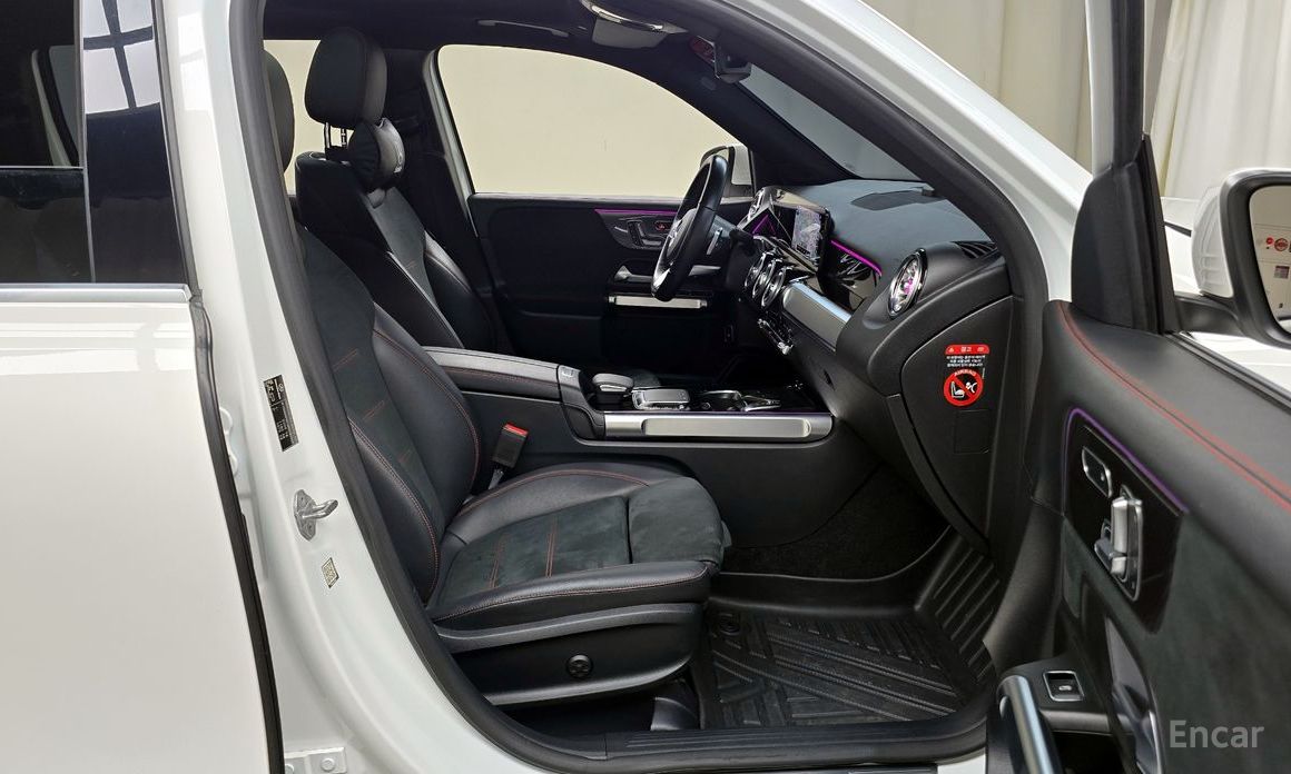 GLB-Class X247GLB250 4MATIC 11