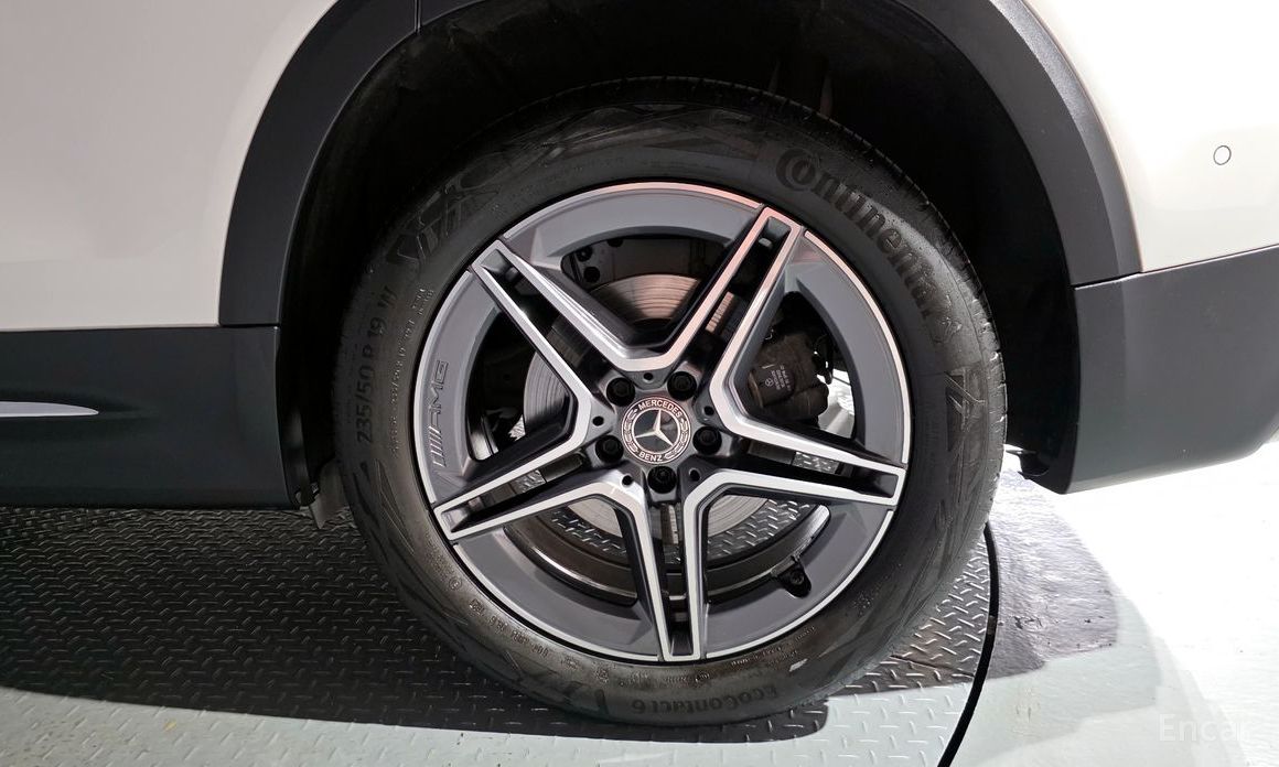 GLB-Class X247GLB250 4MATIC 6